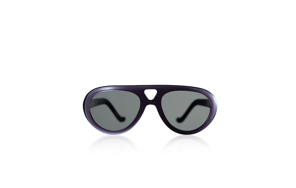 black sunglasses design 